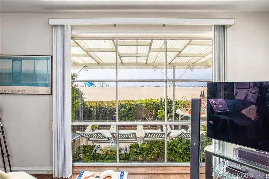 1408 W Oceanfront, Newport Beach, CA 92661 - #3