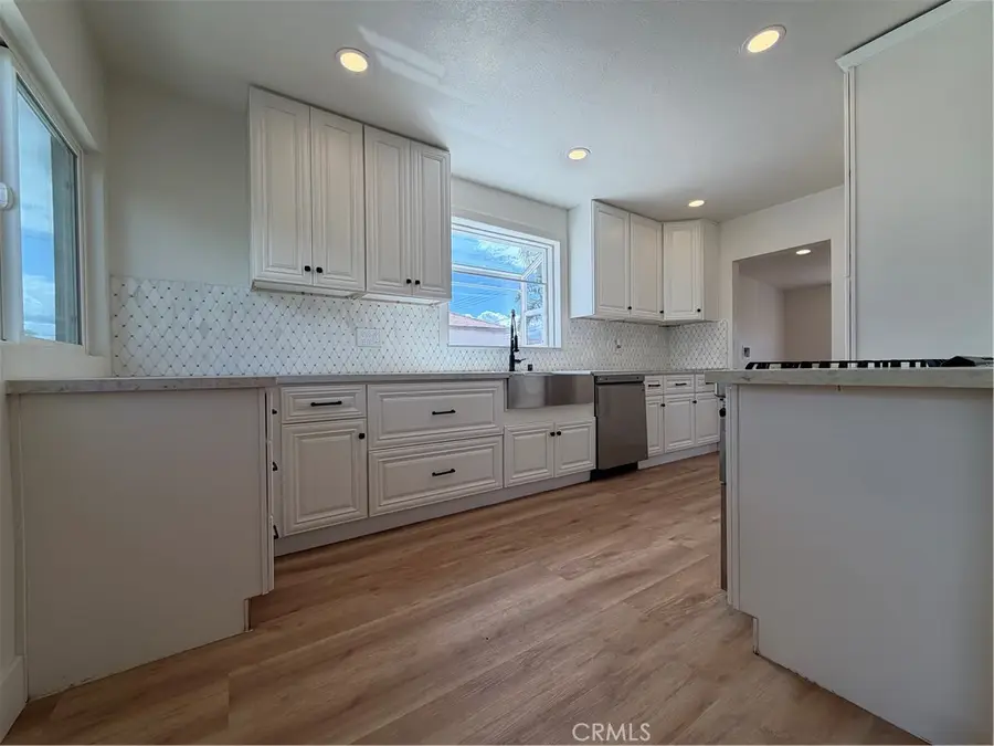 9078 Hemlock, Fontana, CA 92335 - #2