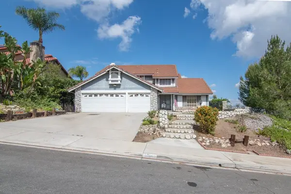16668 Lake Knoll, Riverside, CA 92503