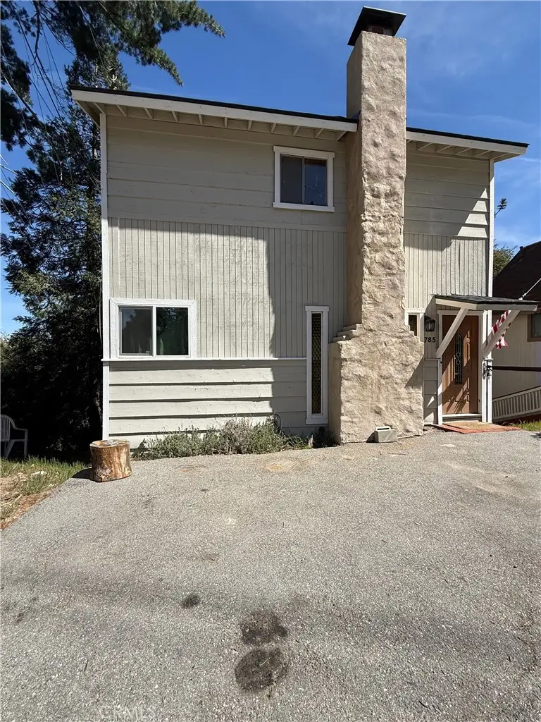 785 County (arosa) Drive, Crestline, CA 92325 - #2