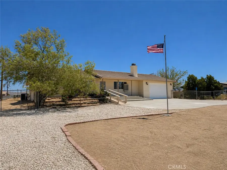 16131 Dale Evans Parkway, Apple Valley, CA 92307 - #3