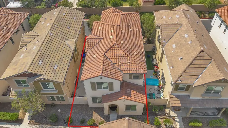 675 S Mandarin, Rialto, CA 92376 - #3