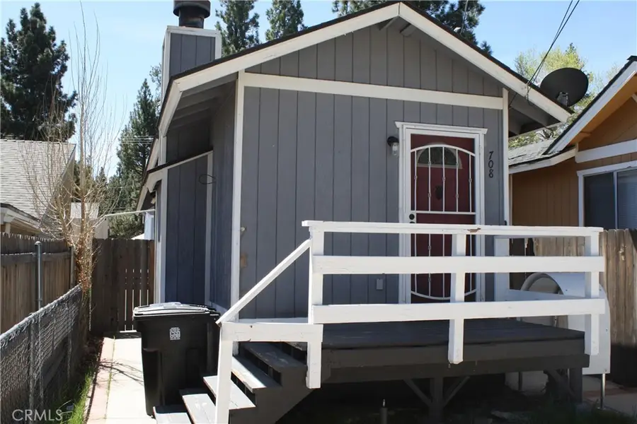 708 W Country Club Boulevard, Big Bear City, CA 92314 - #2