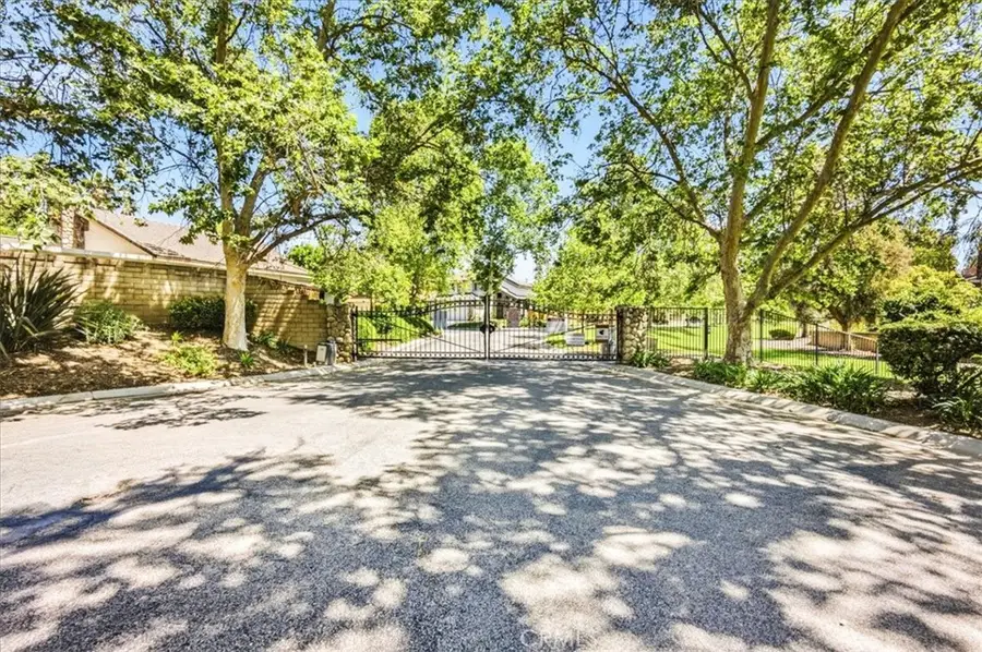 6735 Foxhall Court, Riverside, CA 92506 - #3