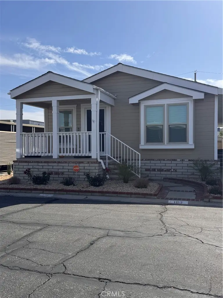 2205 W Acacia #190, Hemet, CA 92545 - #1