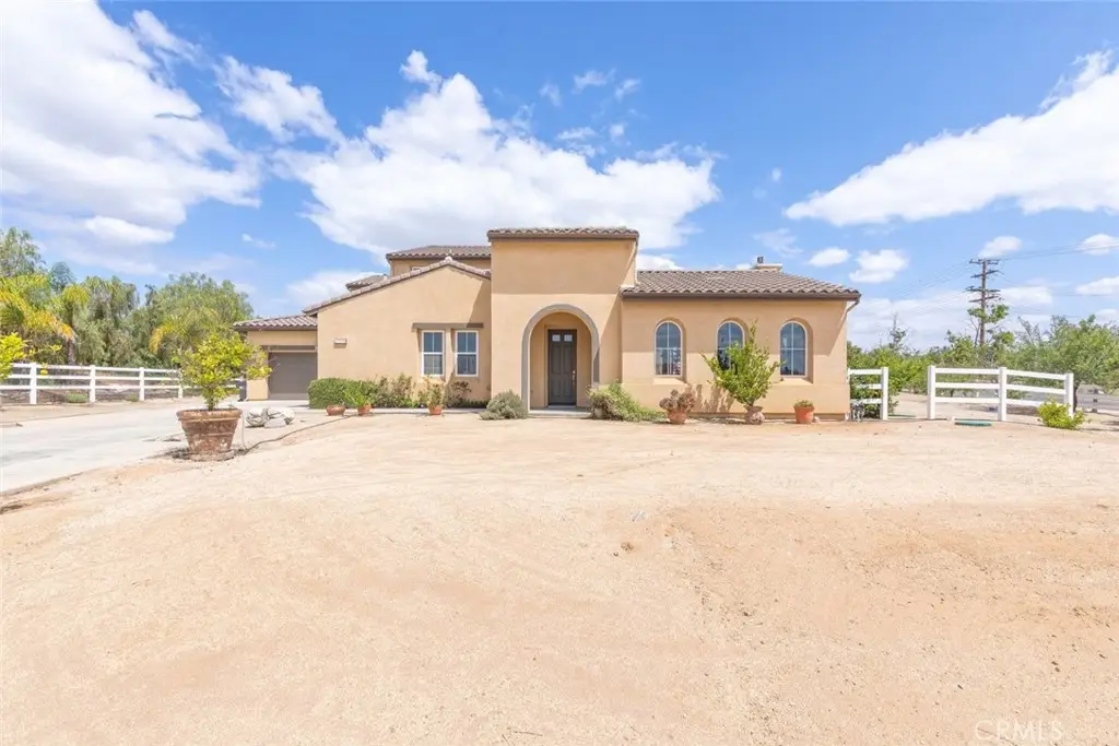 17970 Wildwood Creek Rd, Riverside, CA 92504 - #1