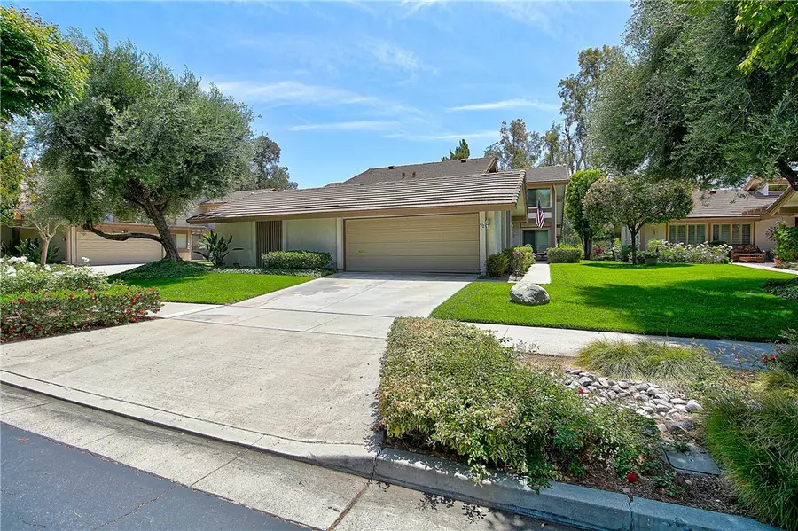 732 Via Zapata, Riverside, CA 92507 - #2