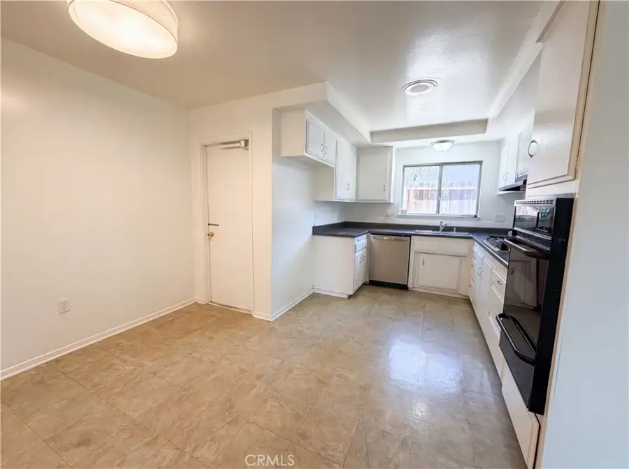 5947 Arden Avenue, Highland, CA 92404 - #2