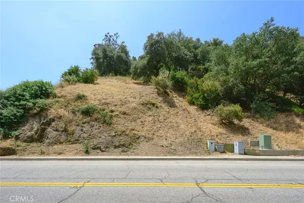2589 E Chevy Chase Drive, Glendale, CA 91206