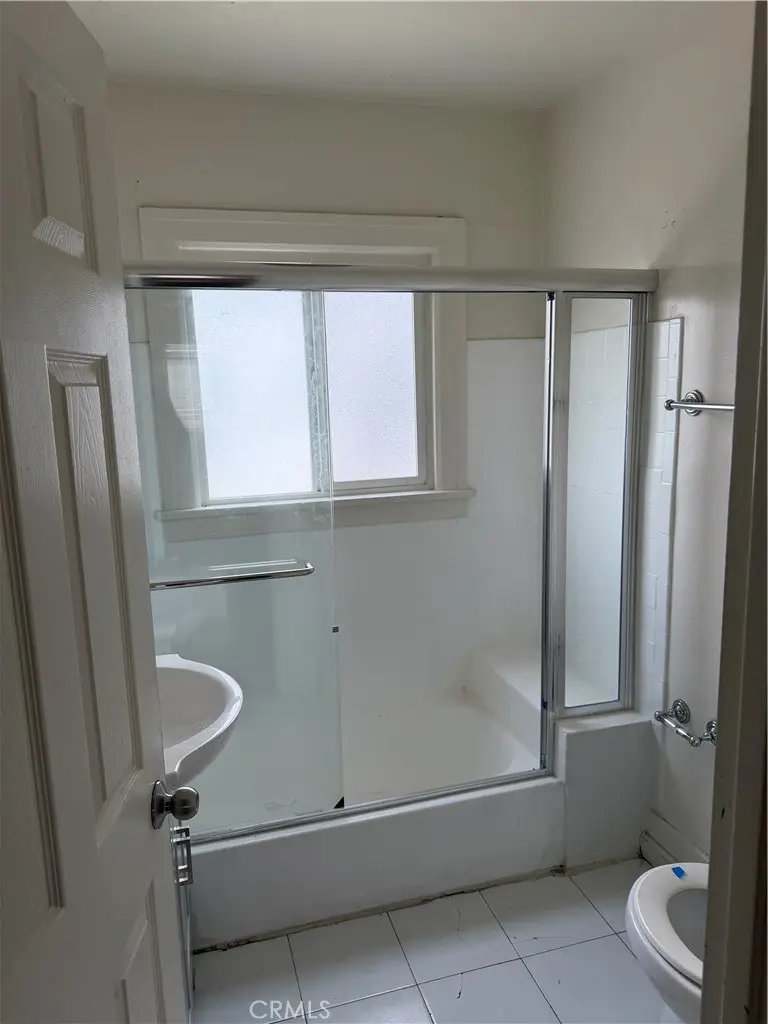 1017 W 73rd, Los Angeles, CA 90044 - #3