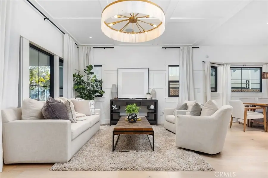 4633 Russell, Los Angeles, CA 90027 - #2