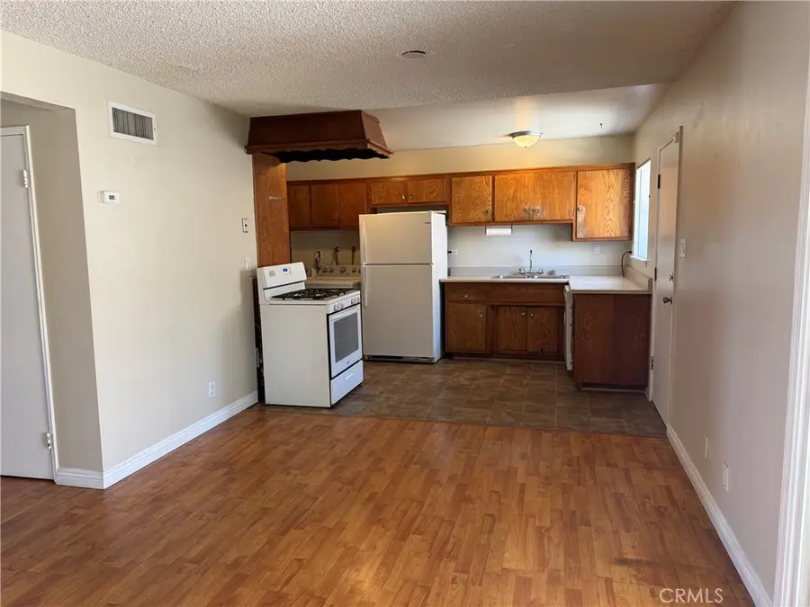 9003 Hope, Riverside, CA 92503 - #3