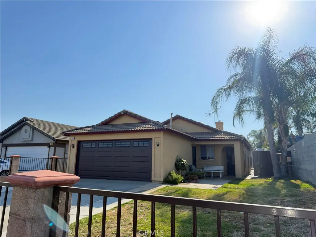 1144 Palisades, Perris, CA 92570 - #1
