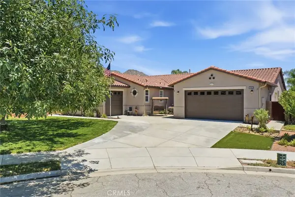 28382 Beacon Bay Circle, Menifee, CA 92585