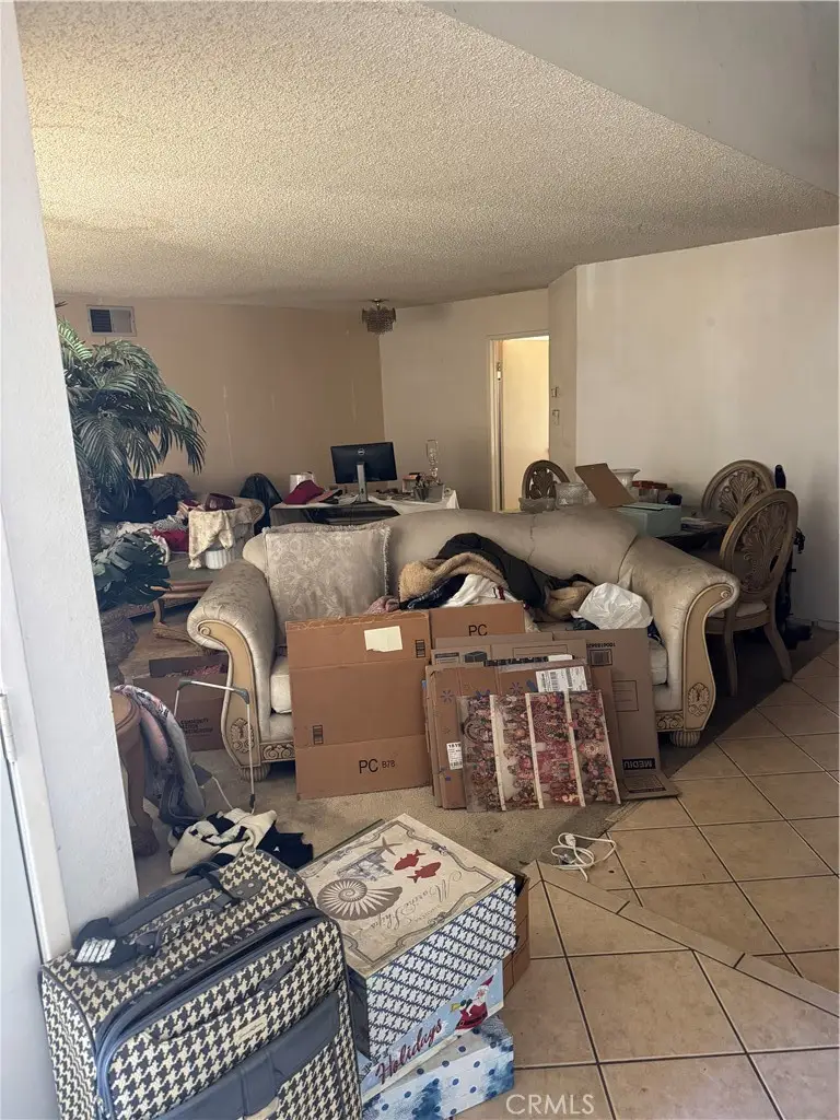1025 N Brierwood, Rialto, CA 92376 - #2