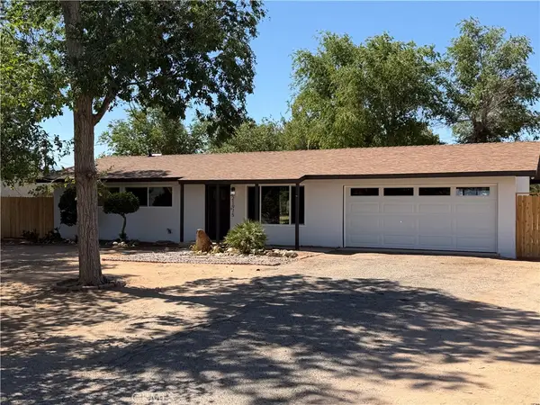 21975 Mohican, Apple Valley, CA 92307