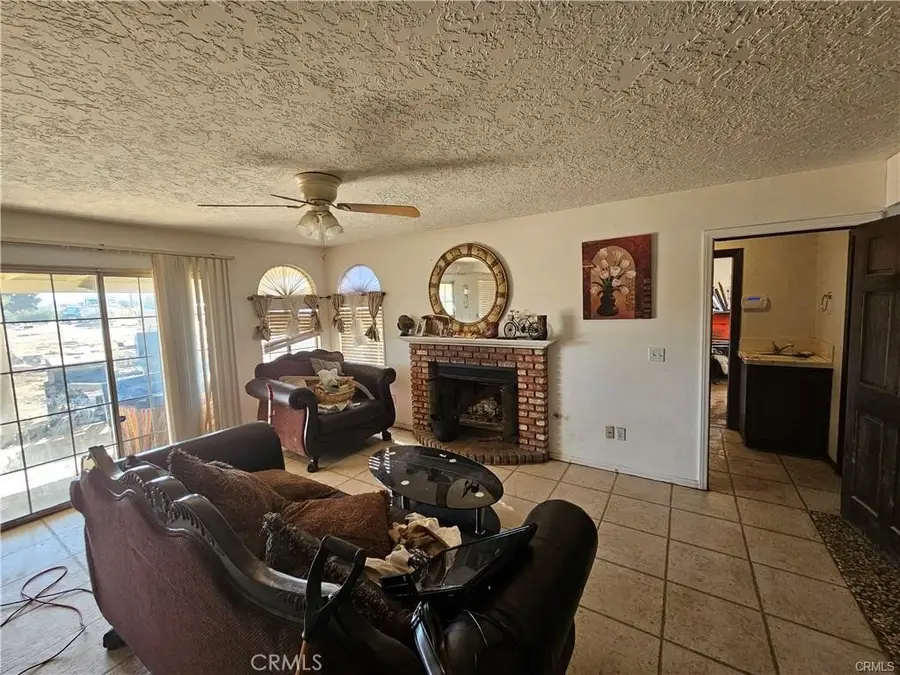 16709 Deodar, Hesperia, CA 92345 - #3