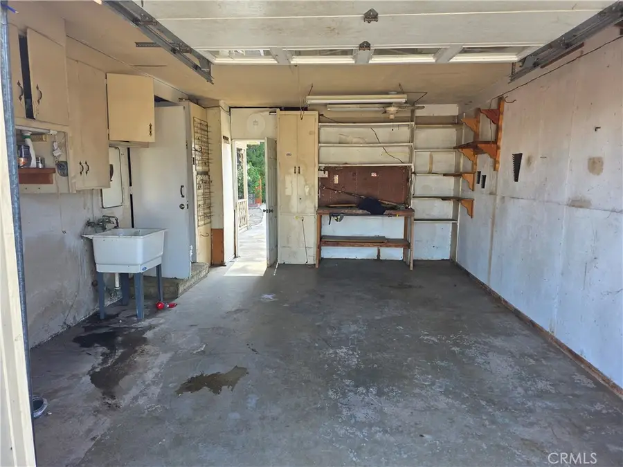 6864 Elmwood Road, San Bernardino, CA 92404 - #3