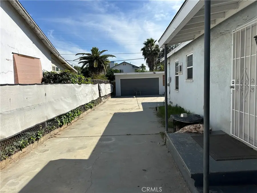 3432 Russell, Riverside, CA 92501 - #3