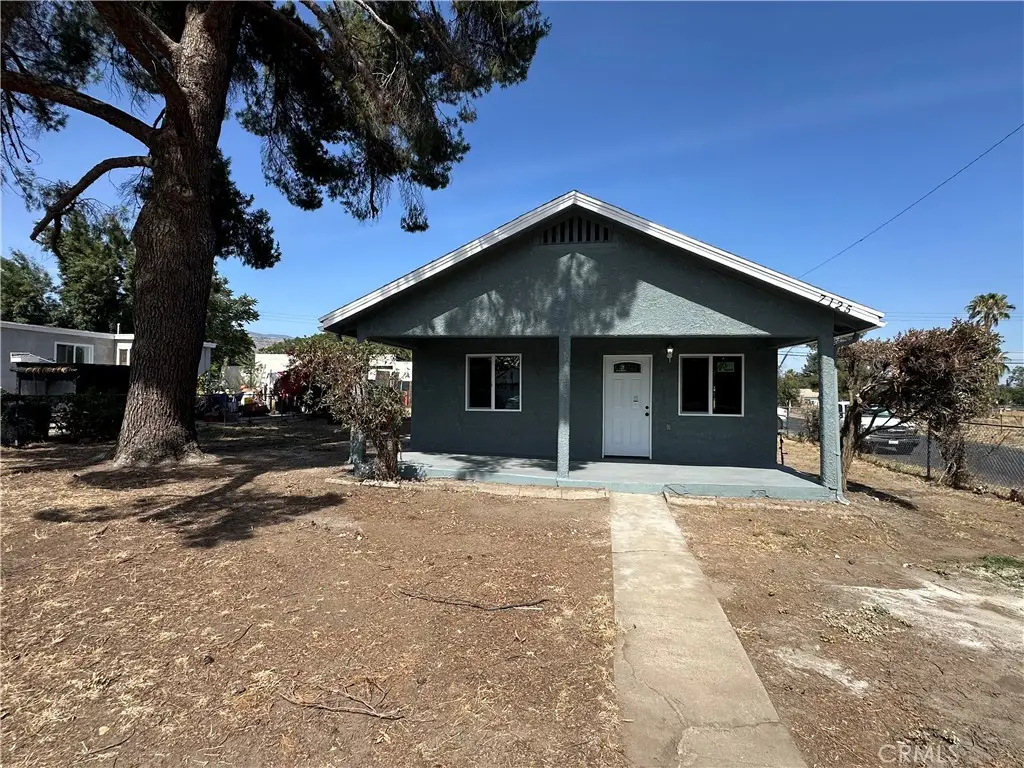 7125 Glasgow Avenue, San Bernardino, CA 92404 - #1