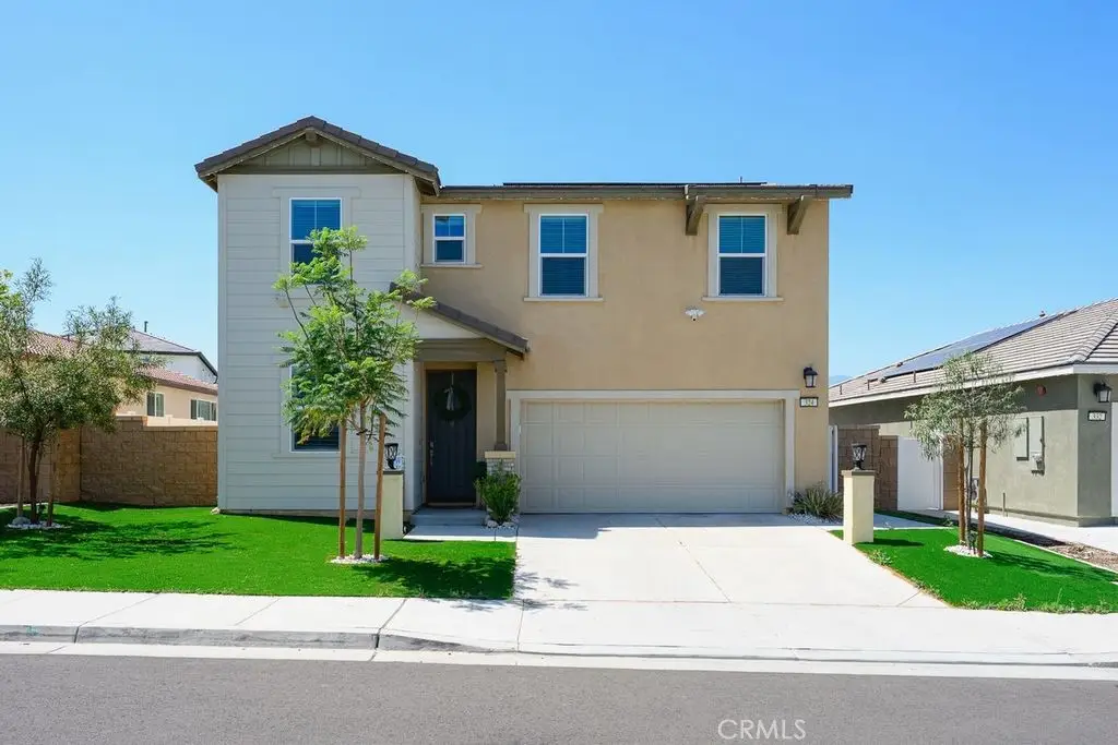 324 Castaic Way, Rialto, CA 92377 - #1