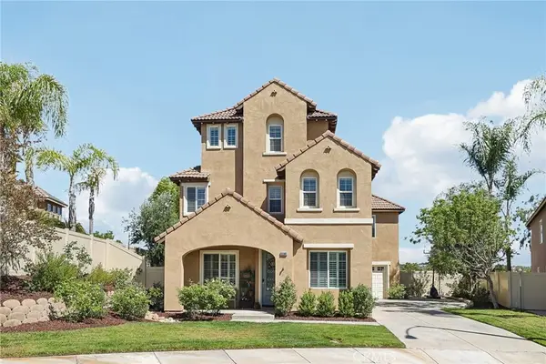33380 Scarborough Ln, Temecula, CA 92592