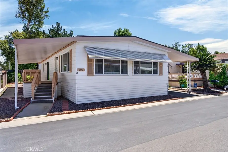 4000 Pierce #202, Riverside, CA 92505 - #3