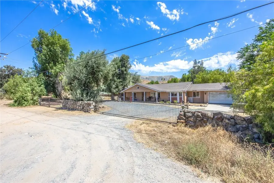 9099 Cajalco, Corona, CA 92881 - #2