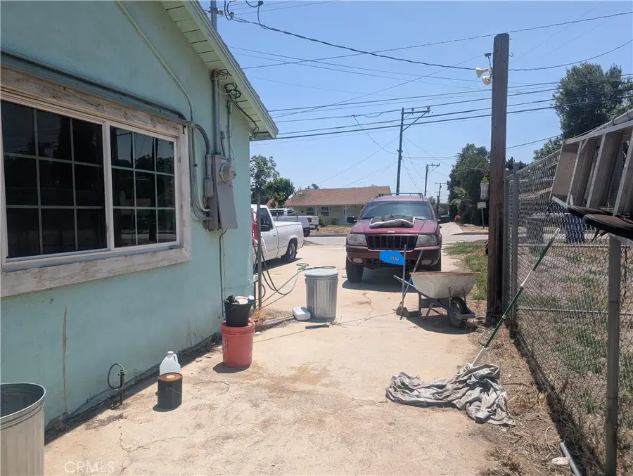 32260 Avenue E, Yucaipa, CA 92399 - #2