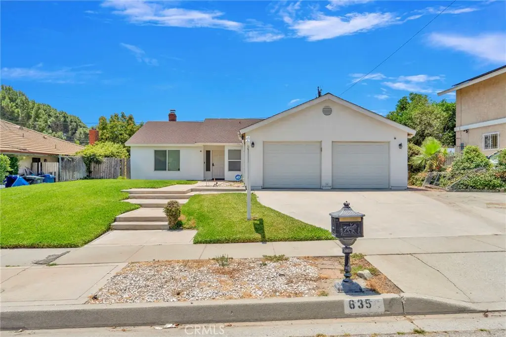635 W Dover Dr Drive W, San Bernardino, CA 92407 - #1