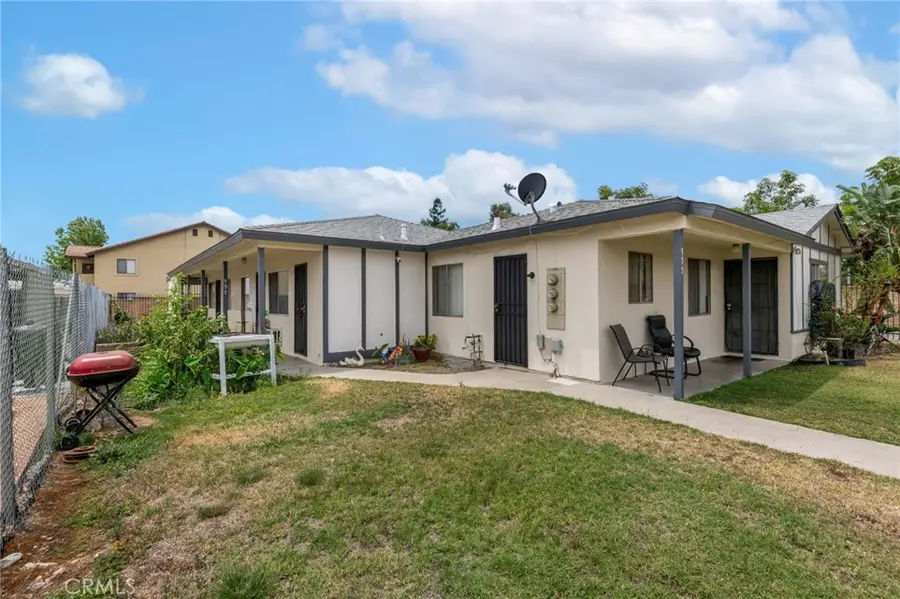 595 W Shamrock Street, Rialto, CA 92376 - #3