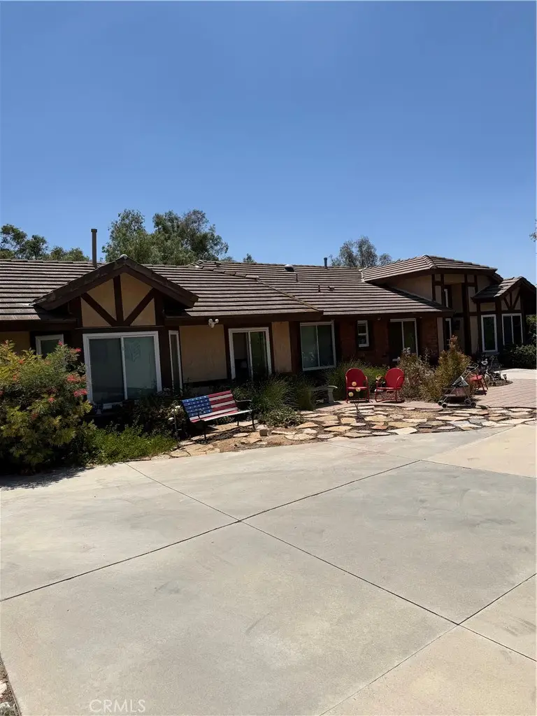 18563 Chickory, Riverside, CA 92504 - #1