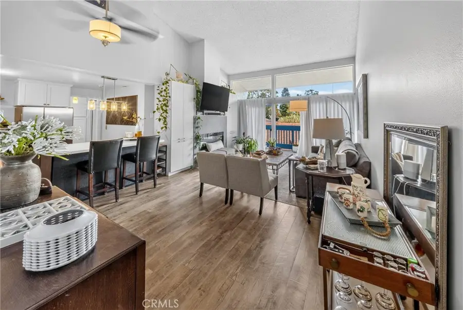 800 Camino Real #302, Redondo Beach, CA 90277 - #3