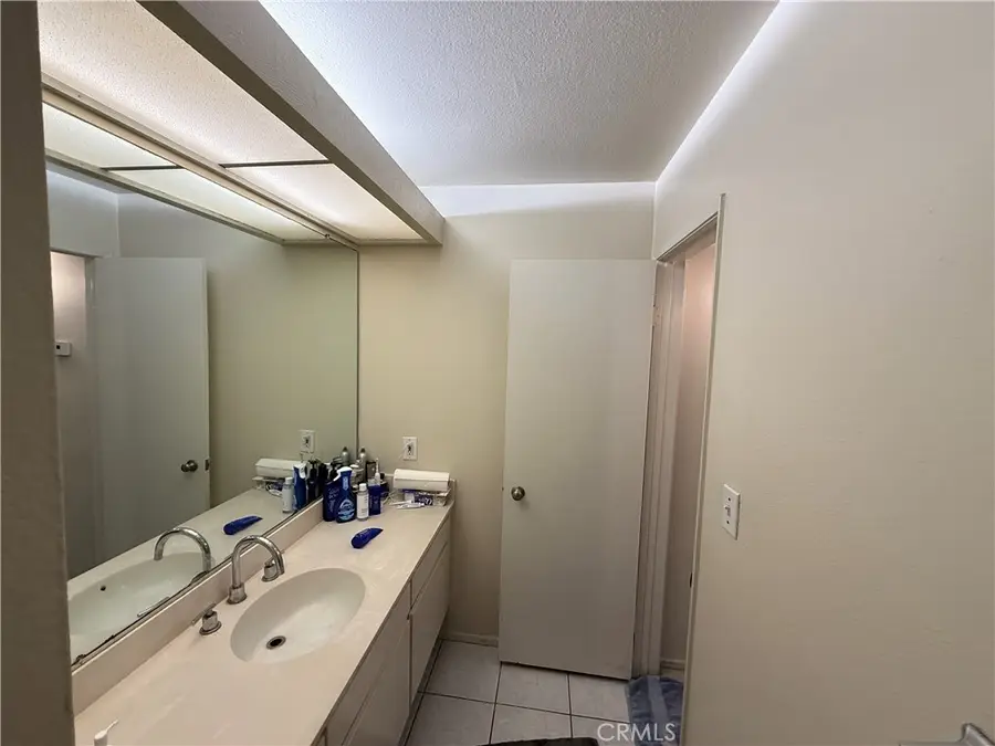 576 N Bellflower, Long Beach, CA 90814 - #2