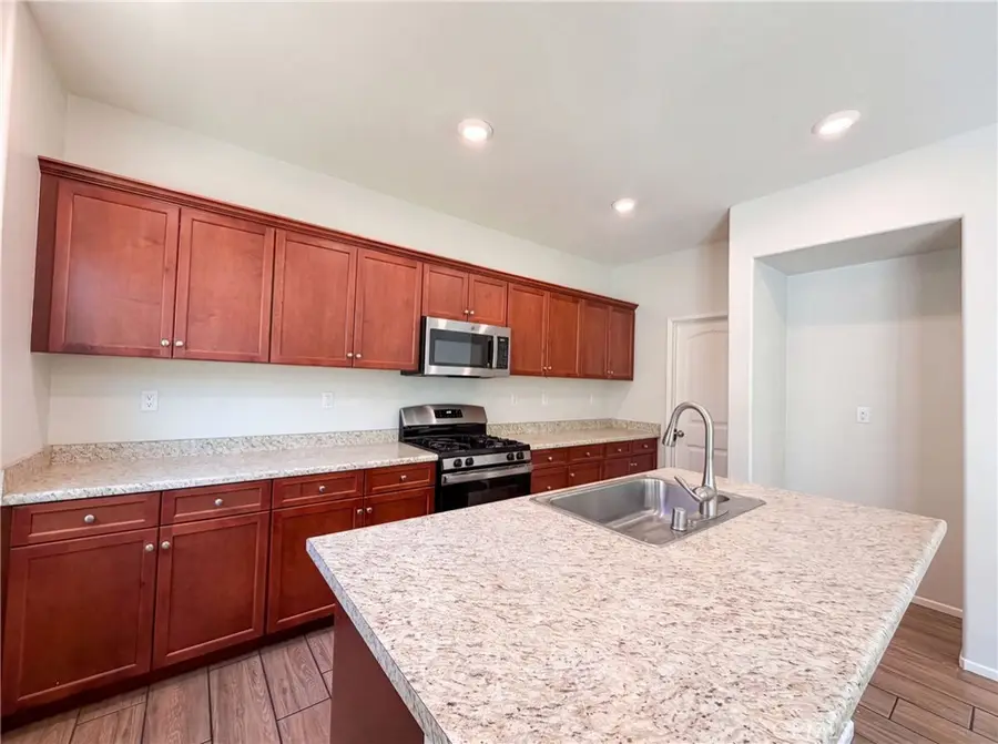 30401 Village Terrace, Menifee, CA 92584 - #2