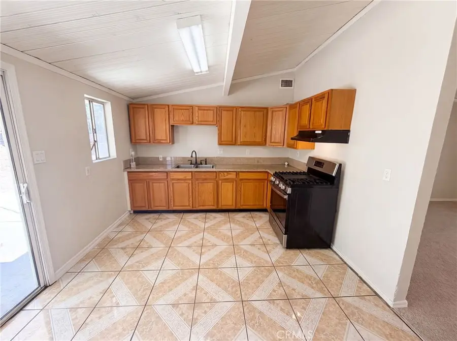 415 E Indian School, Banning, CA 92220 - #2