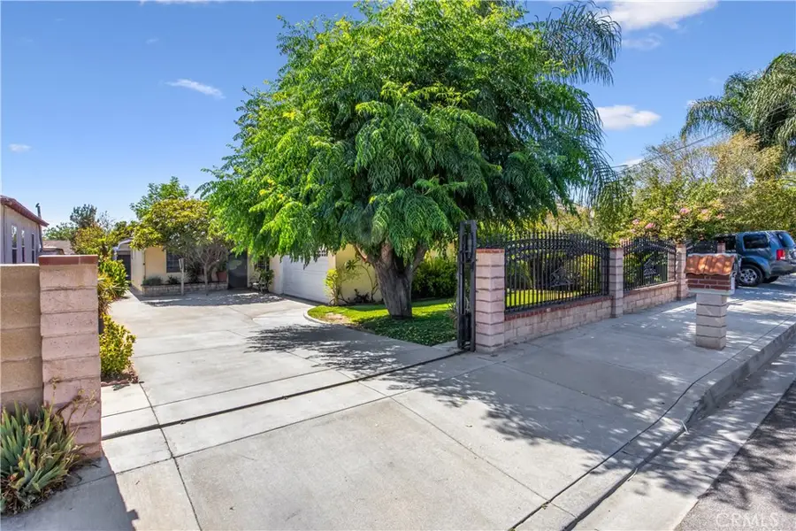 7186 Olive St, Highland, CA 92346 - #3