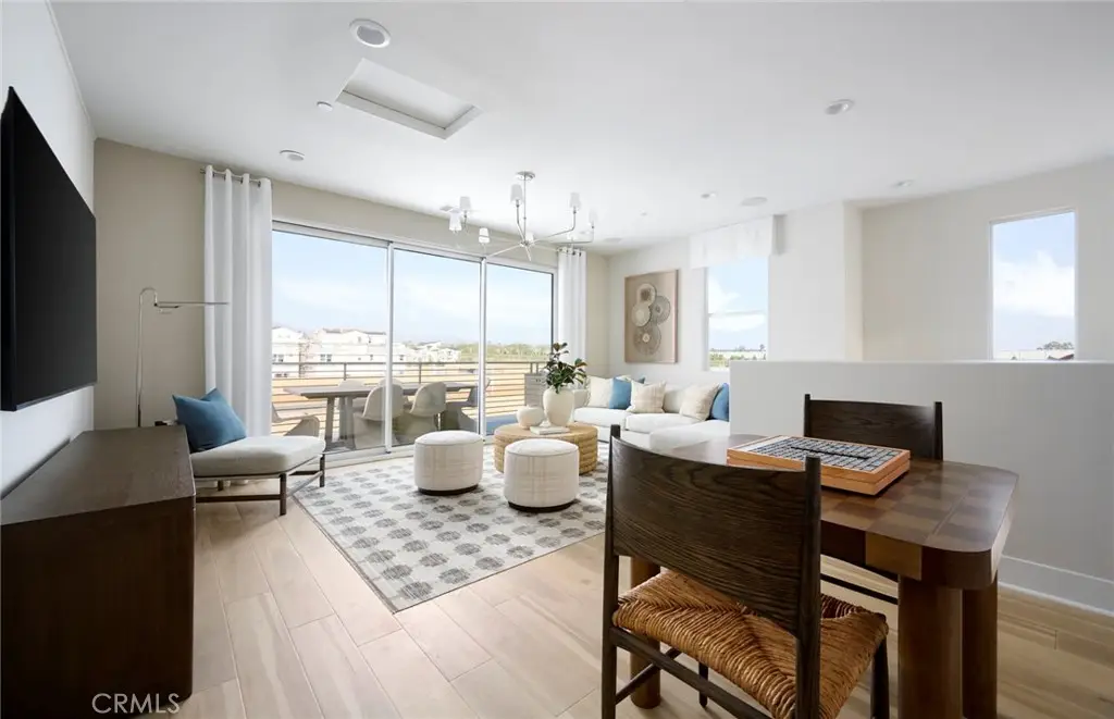 105 Moody, Irvine, CA 92618 - #1