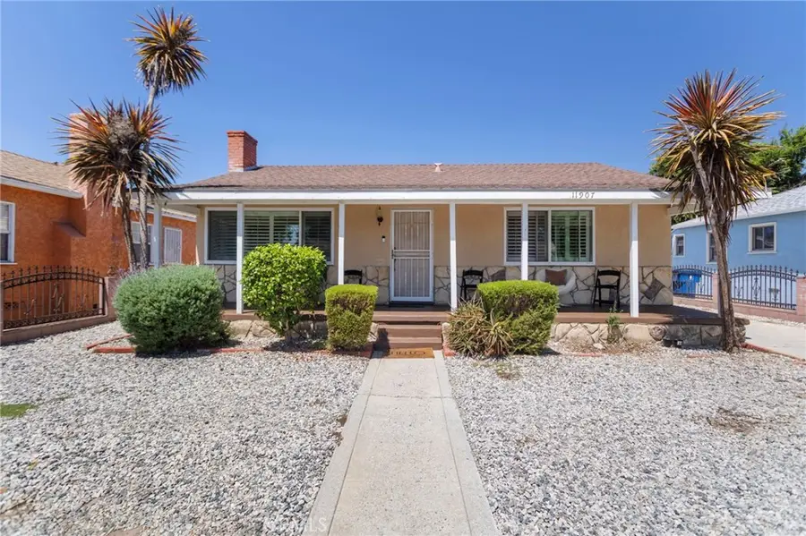 11907 Orchard Avenue, Los Angeles, CA 90044 - #2