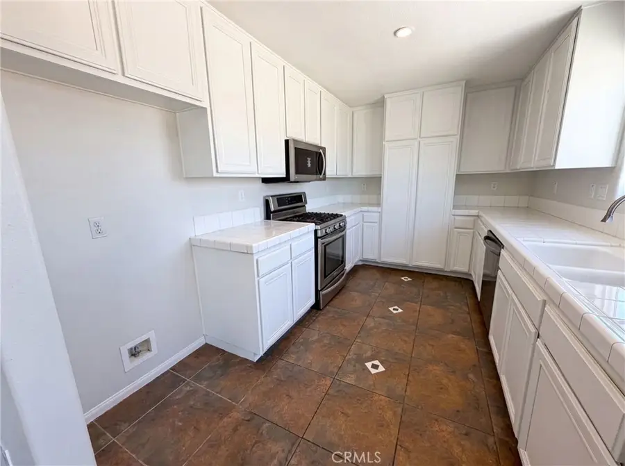 13185 Great Falls, Victorville, CA 92395 - #2