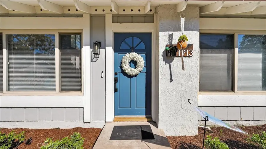 1913 W Wakeham, Santa Ana, CA 92704 - #2