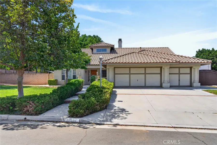 11321 Breithorn Court, Riverside, CA 92503 - #3