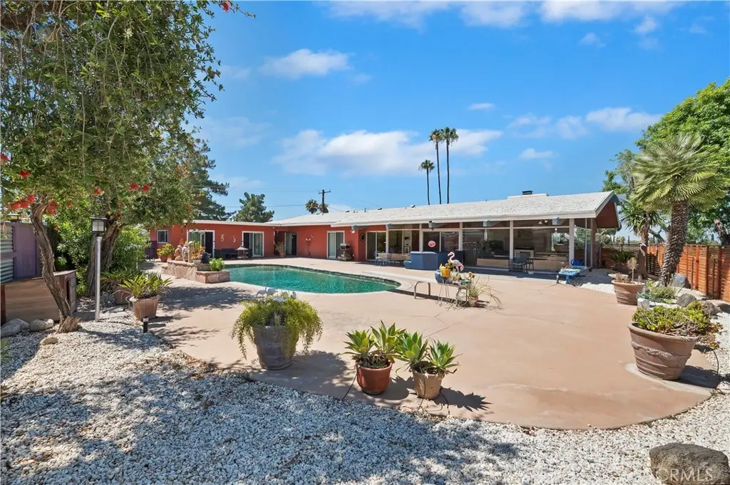 1717 Terrace, Hemet, CA 92544 - #1