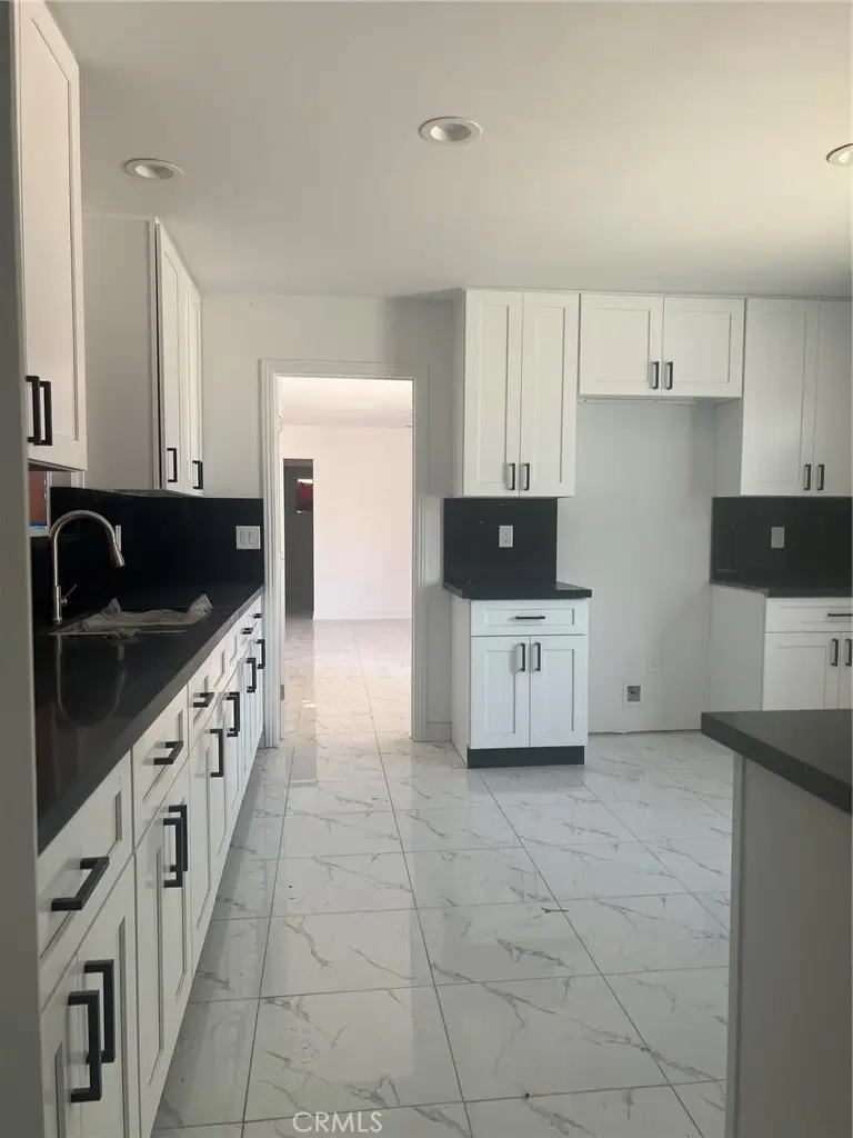 6295 Argyle, San Bernardino, CA 92404 - #2