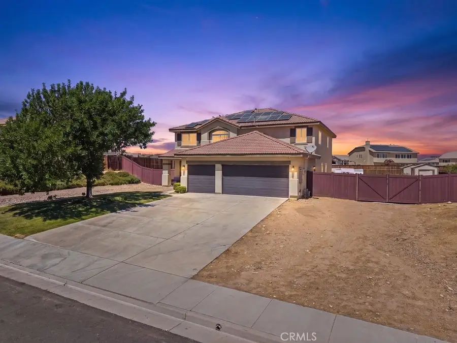 8154 Calpella, Hesperia, CA 92345 - #2