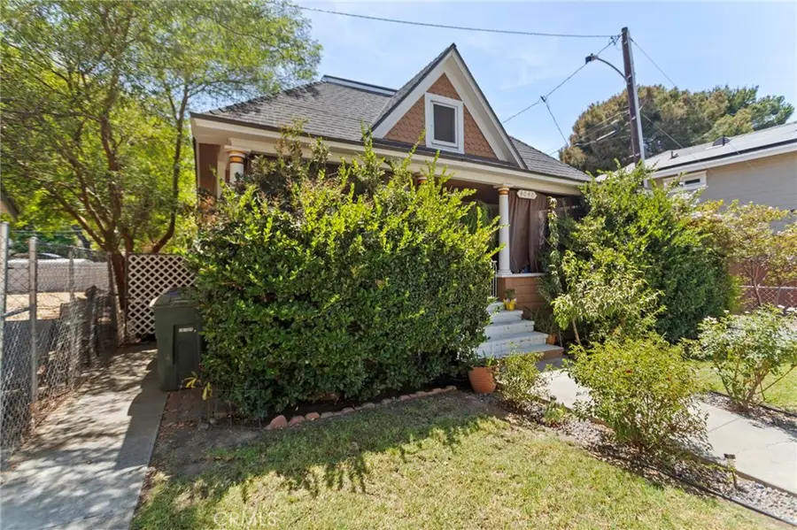 4048 9th Street, Riverside, CA 92501 - #3