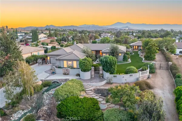 18493 Oak Park Drive, Riverside, CA 92504