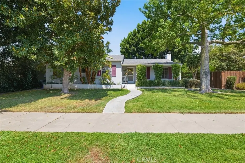 3411 Elmwood Court, Riverside, CA 92506 - #1