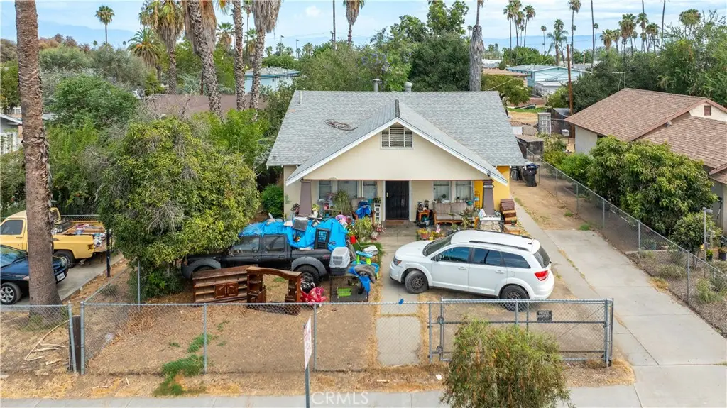 1809 7th St, Riverside, CA 92507 - #1