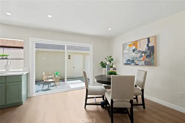 1700 W Cerritos #206, Anaheim, CA 92804